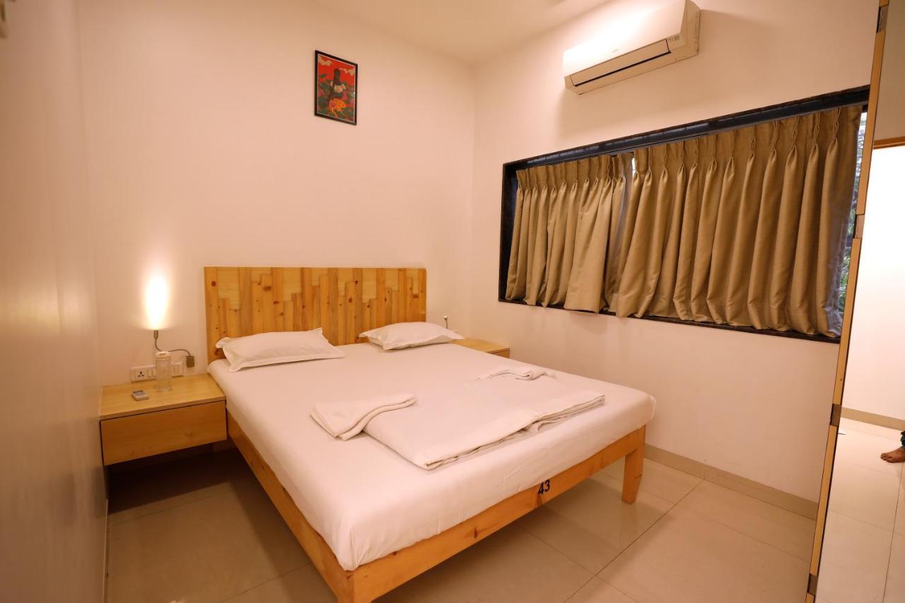 Nap Manor Hostels مومباي المظهر الخارجي الصورة