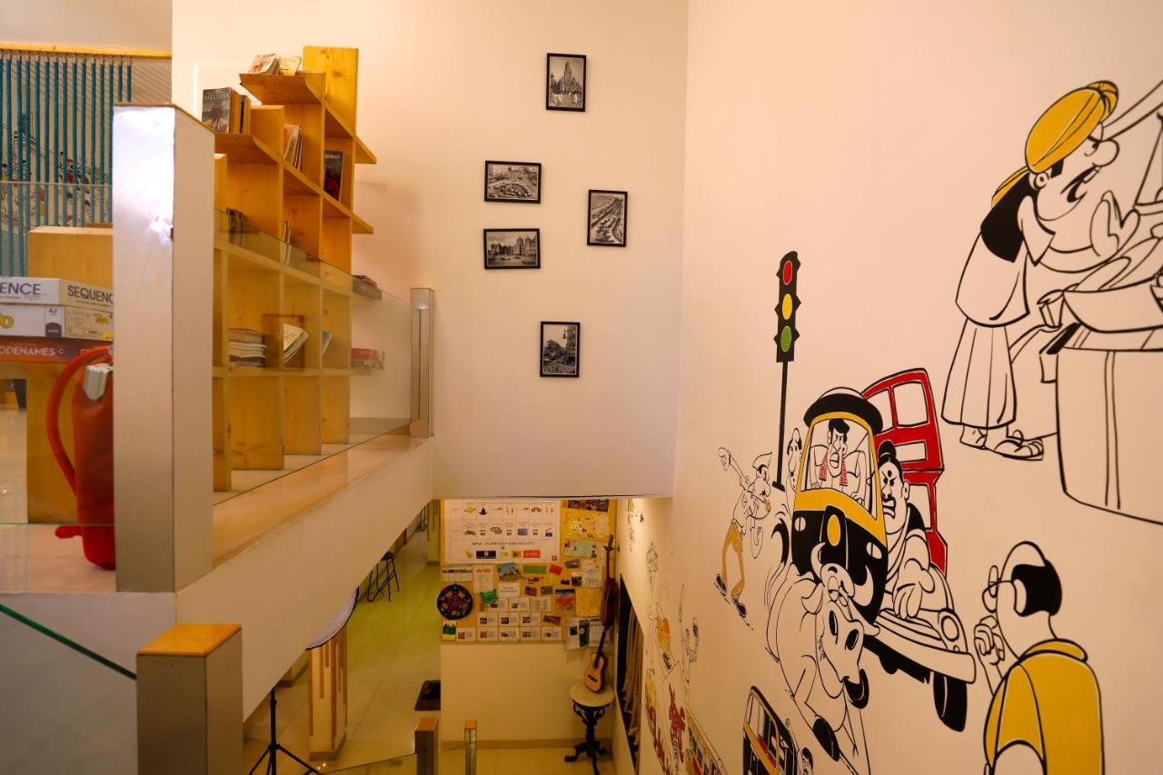 Nap Manor Hostels مومباي المظهر الخارجي الصورة